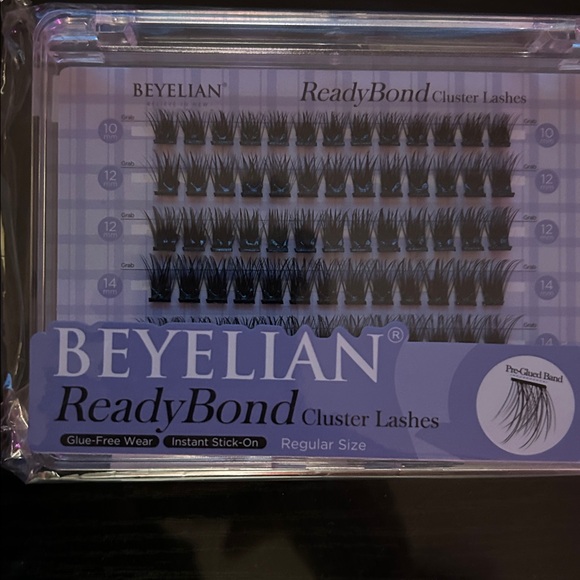 ReadyBond Cluster Lashes - Black - Picture 3 of 5
